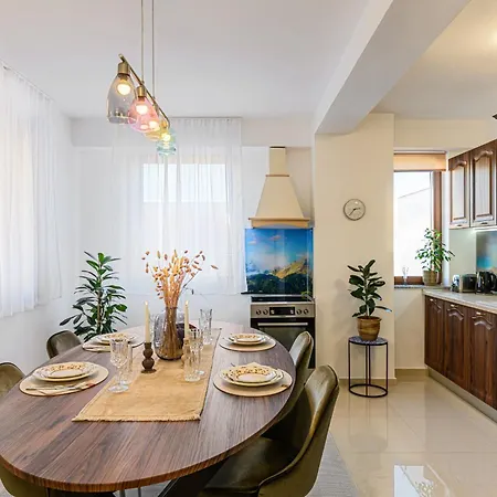 Apartmán Luxury 2br - Amazing Terrace