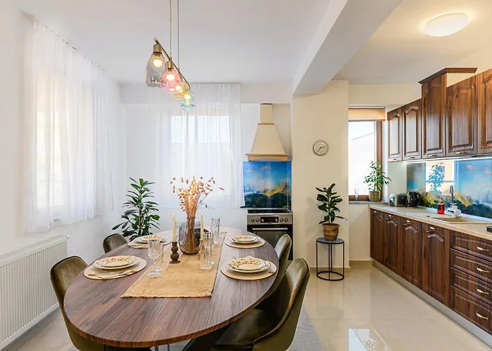 Апартаменти Luxury 2br - Amazing Terrace