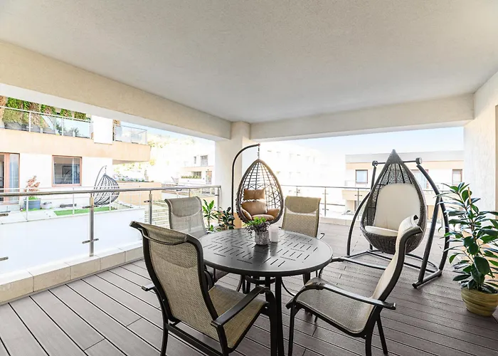 Luxury 2br - Amazing Terrace * Брашов