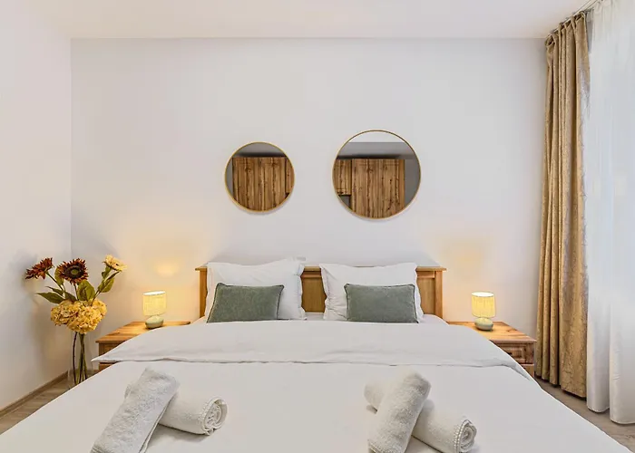 Апартаменти Luxury 2br - Amazing Terrace